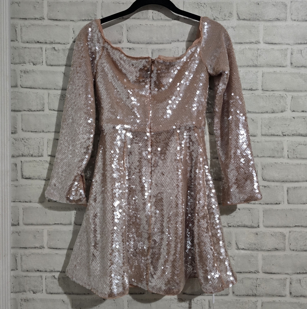 NEW Self Portrait Off The‎ Shoulder Sequin Mini Dress Beige Size 2 - Picture 7 of 13